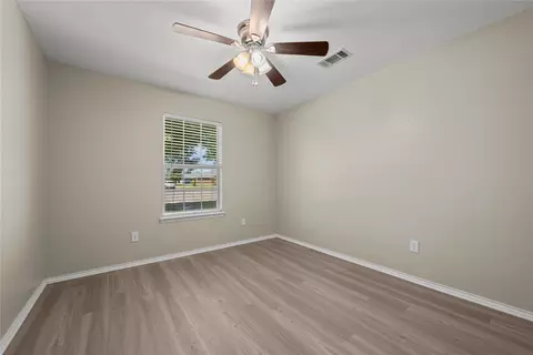 Bedroom - 10805 Snow Pea Dr, Waco, TX 76708 photo 5 of 8