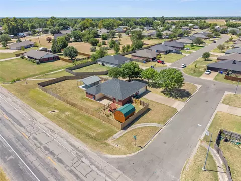 View/Area - 10805 Snow Pea Dr, Waco, TX 76708 photo 1 of 7