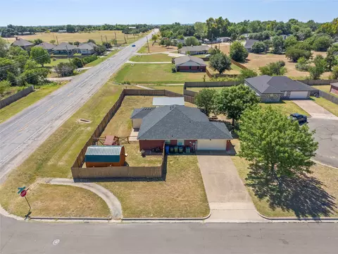 View/Area - 10805 Snow Pea Dr, Waco, TX 76708 photo 2 of 7