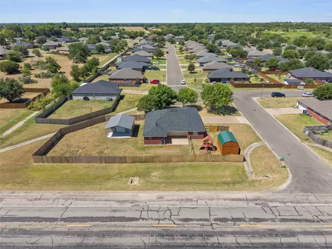 View/Area - 10805 Snow Pea Dr, Waco, TX 76708 photo 3 of 7