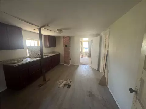 Entry Way - 1500 E Calhoun Ave, Waco, TX 76704 photo 1 of 1