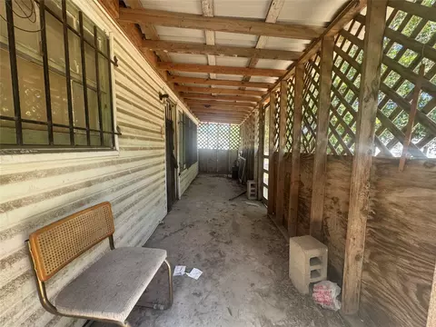 Exterior - 1500 E Calhoun Ave, Waco, TX 76704 photo 7 of 9