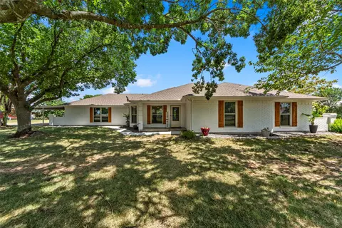16612 Scenic Cir, Forney, TX 75126
