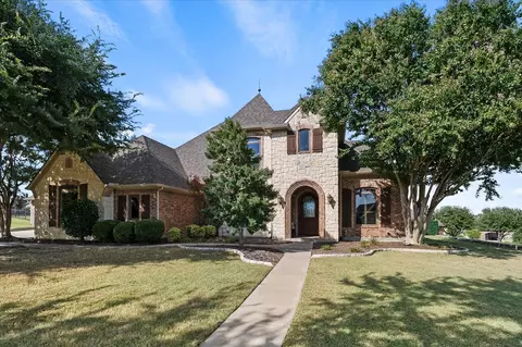 2 Maltese Cir, Heath, TX 75032