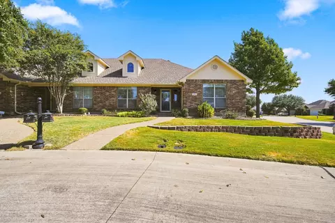 925 Cresthill Dr #37B, Cedar Hill, TX 75104