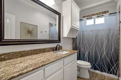 Bath - 10308 Whitney Trce, Waco, TX 76708 photo 3 of 3