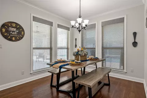 Dining - 10308 Whitney Trce, Waco, TX 76708 photo 2 of 2