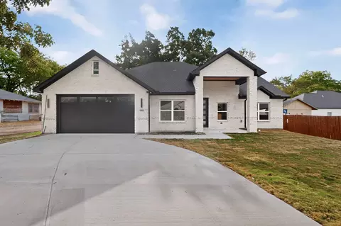 1011 Armstrong Rd, Seagoville, TX 75159