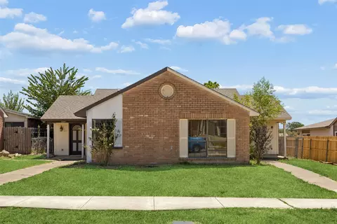 6051 Dooley Dr, The Colony, TX 75056