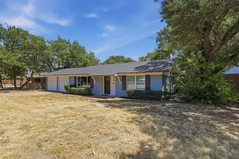 110 Oak Ridge Ter, Weatherford, TX 76086