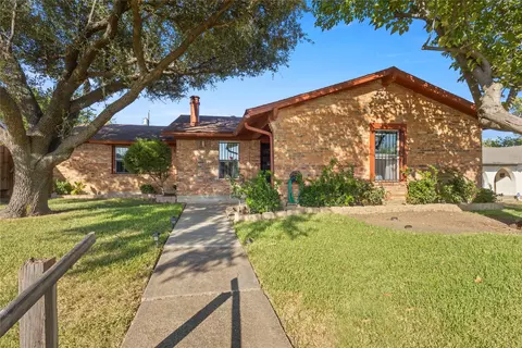 1646 Savage Dr, Mesquite, TX 75149