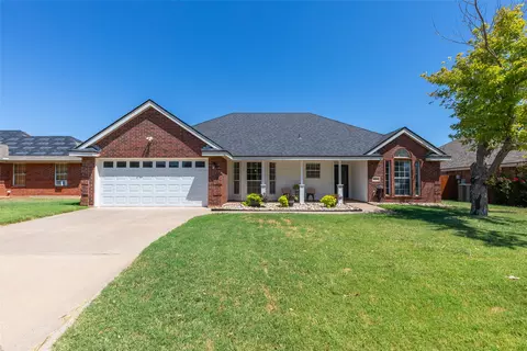 4450 Cole Dr, Abilene, TX 79606