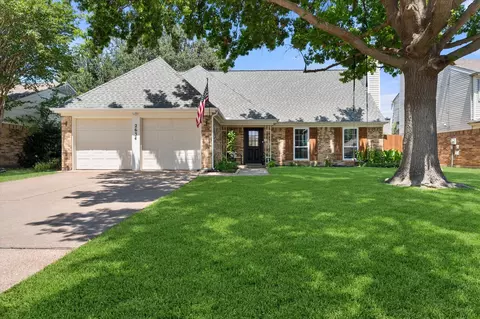 2634 Channing Dr, Grand Prairie, TX 75052