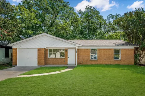 204 S Lillis Ln, Denison, TX 75020