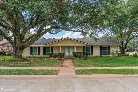 400 Plaza Cir, Bossier City, LA 71111