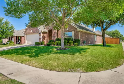 2213 Willow Creek Dr, Little Elm, TX 75068