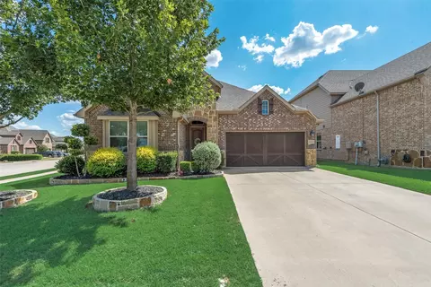 5001 Stockwhip Dr, Crowley, TX 76036
