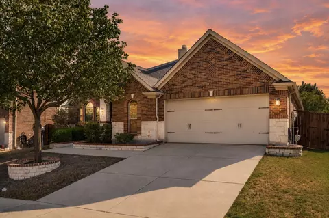 443 Brighton St, Roanoke, TX 76262