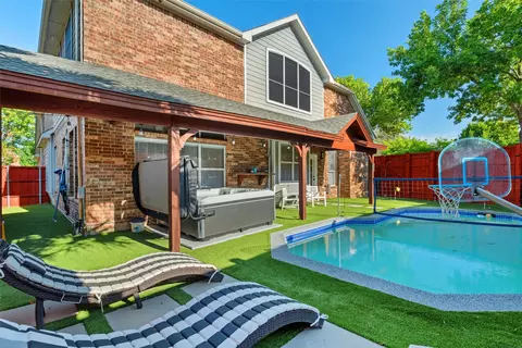 8213 Turnberry St, Rowlett, TX 75089