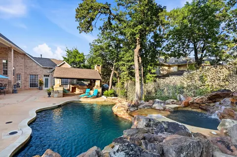 680 Chaparral Ct, Highland Village, TX 75077