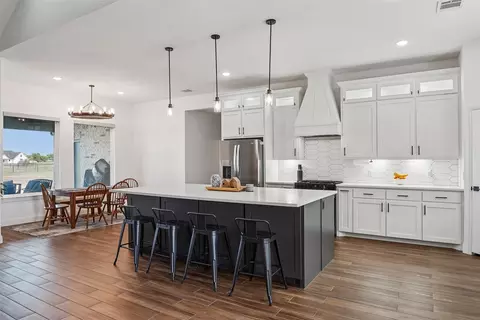 Kitchen - 8608 Kassandra Dr, Sanger, TX 76266 photo 5 of 5