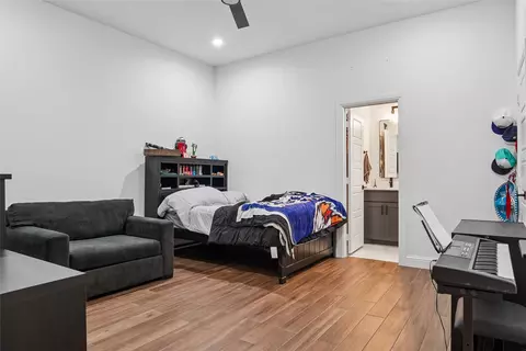 Bedroom - 8608 Kassandra Dr, Sanger, TX 76266 photo 4 of 7