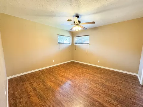 Bedroom - 203 N Avenue M, Haskell, TX 79521 photo 5 of 6
