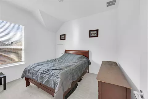 Bedroom - 2218 Christopher Ln, Euless, TX 76040 photo 6 of 7