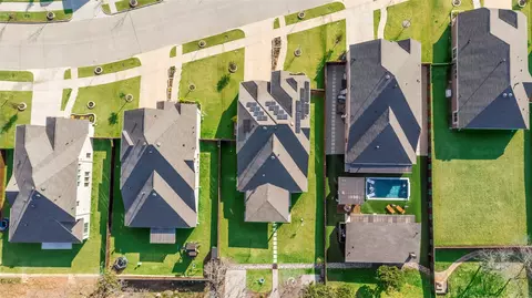 View/Area - 2218 Christopher Ln, Euless, TX 76040 photo 1 of 4
