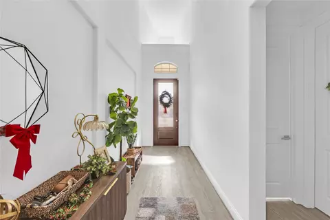 Entry Way - 2218 Christopher Ln, Euless, TX 76040 photo 1 of 10