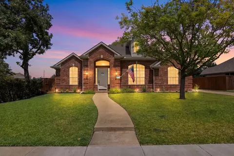 510 Hawthorne Dr, Murphy, TX 75094