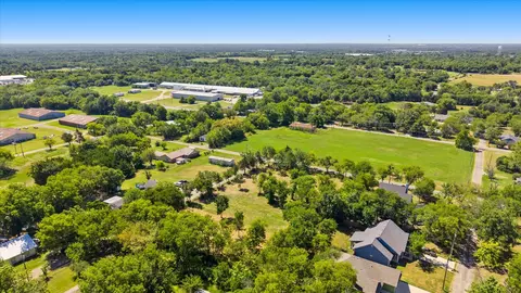 405 3rd St, Commerce, TX 75428 photo 11