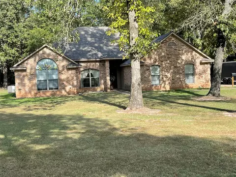 1035 Crouch Rd, Benton, LA 71006