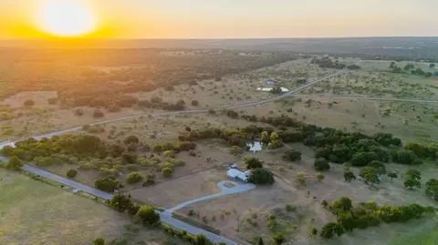 4080 Pleasant Valley Rd, Mineral Wells, TX 76067