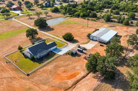156 La Arroya Dr, Weatherford, TX 76088