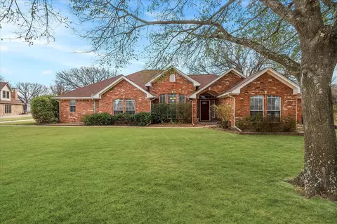 1025 Oak Hollow Ln, Combine, TX 75159