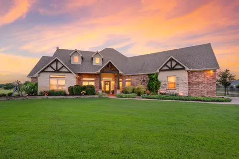 2424 County Road 613, Farmersville, TX 75442