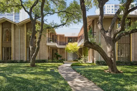 6310 Bandera Ave #C, Dallas, TX 75225