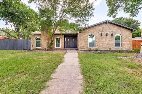 4618 Goodnight Trl, Grand Prairie, TX 75052