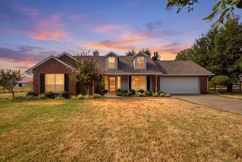 11454 Foutch Rd, Pilot Point, TX 76258