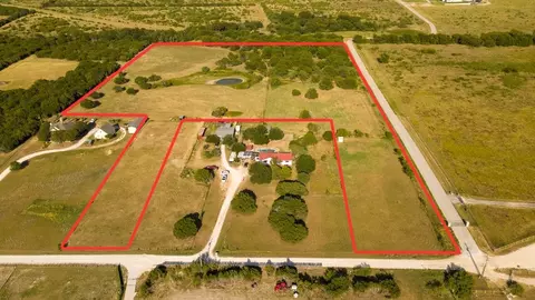 7500 Stephenson Rd, Godley, TX 76044