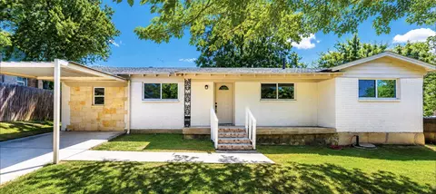 4504 Highland Lake Dr, Lake Worth, TX 76135