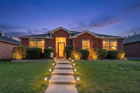 305 Cobblestone Dr, Wylie, TX 75098