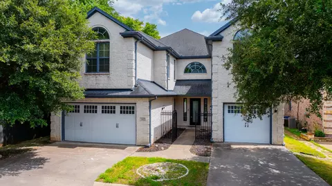 902 Saint George Pl, Desoto, TX 75115