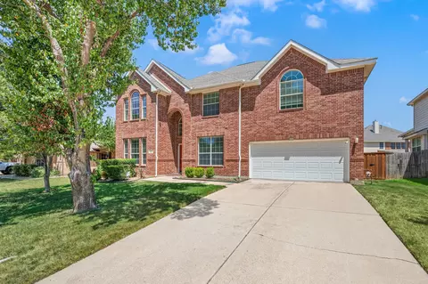1302 Parkside Dr, Mansfield, TX 76063