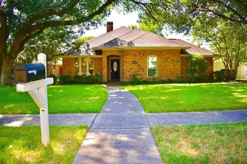 2214 Shannon Ln, Richardson, TX 75082