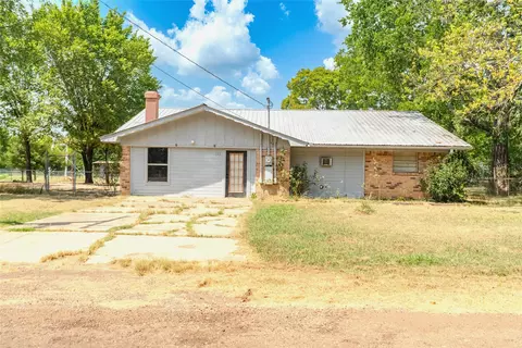 103 W Lide St, Talco, TX 75487