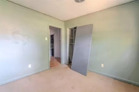 Bedroom - 103 W Lide St, Talco, TX 75487 photo 4 of 8