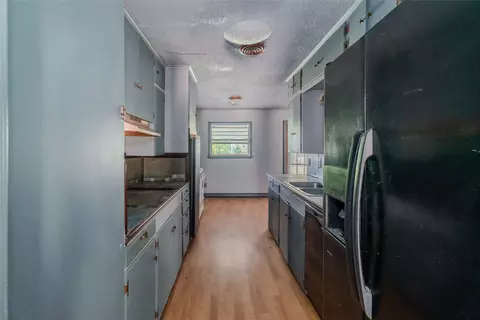 Kitchen - 103 W Lide St, Talco, TX 75487 photo 1 of 1