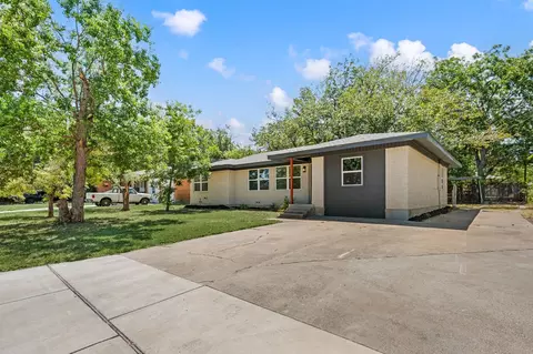 3557 Montreal Cir, Haltom City, TX 76117